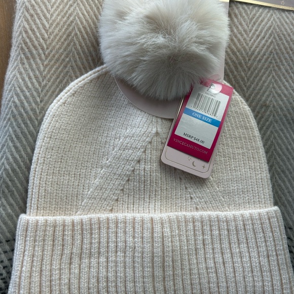 Vince Camuto Cream and Gray Knit Beanie and Scarf Set - Picture 2 of 3